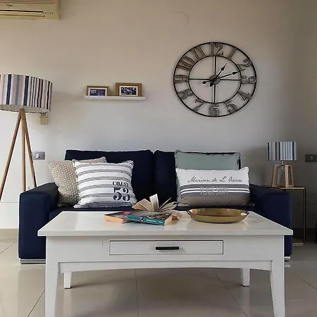 Miramar C3 Beautiful With With Private Heated Pool Wifi Air Conditioning Villa Playa Blanca (Lanzarote)